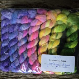 Neon | Suri Alpaca Gradient | 7 x 20g | 600 yds