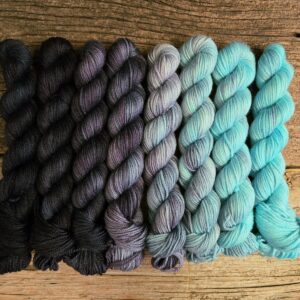 Iceberg | Gradient 8x30g Set | Basic Sock | 850 yds